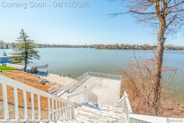 47969 Merle Court, Van Buren Charter Township, MI 48111
