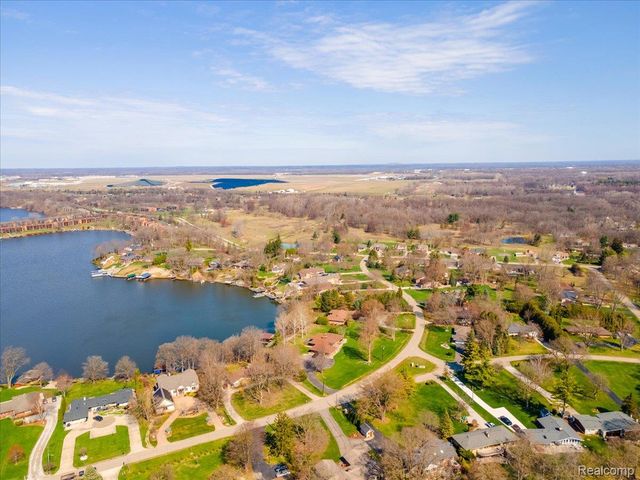 47969 Merle Court, Van Buren Charter Township, MI 48111