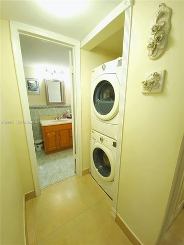 11715 SW 18th Street 506, Miami, FL 33175