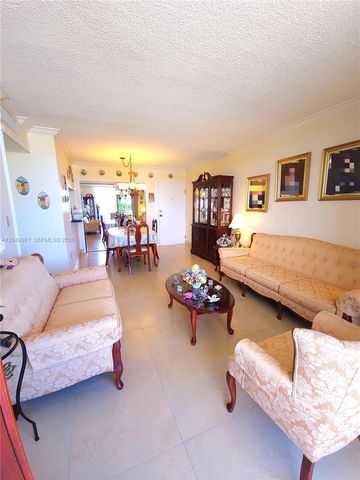 11715 SW 18th Street 506, Miami, FL 33175