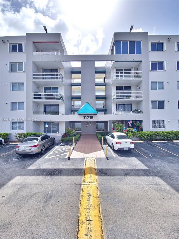 11715 SW 18th Street 506, Miami, FL 33175