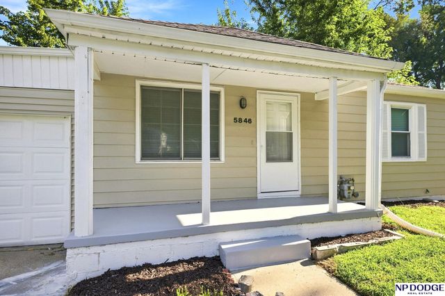 5846 Sahler Street, Omaha, NE 68104