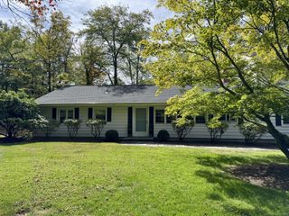 23 Silver Hill Road, Ridgefield, CT 06877