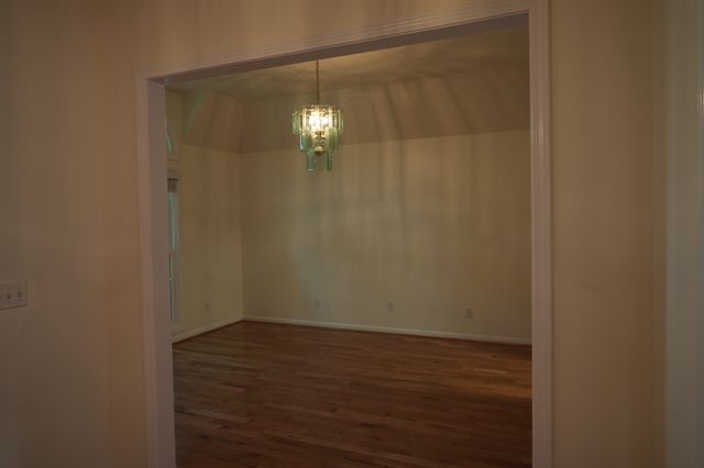 2810 Regenwood Dr, Murfreesboro, TN 37129