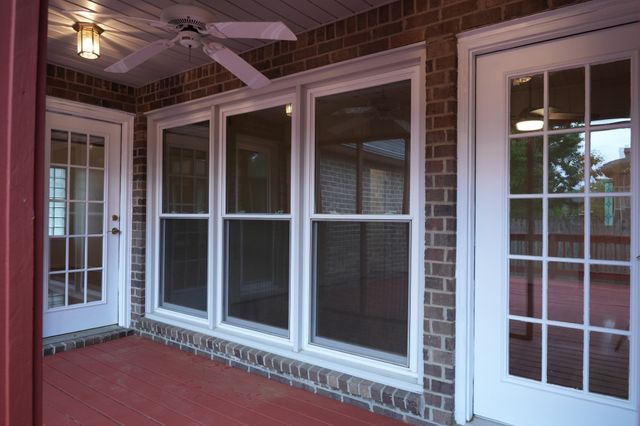 2810 Regenwood Dr, Murfreesboro, TN 37129