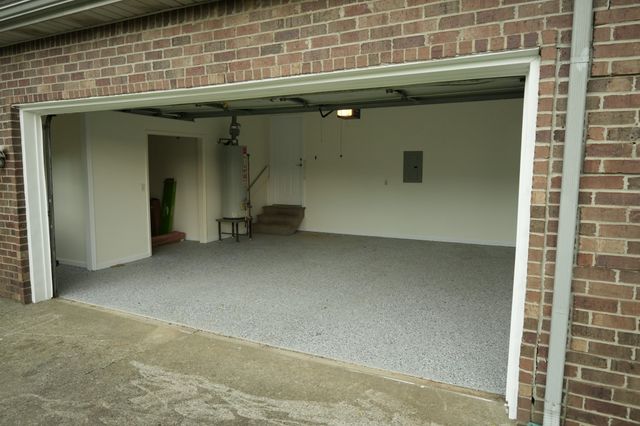 2810 Regenwood Dr, Murfreesboro, TN 37129