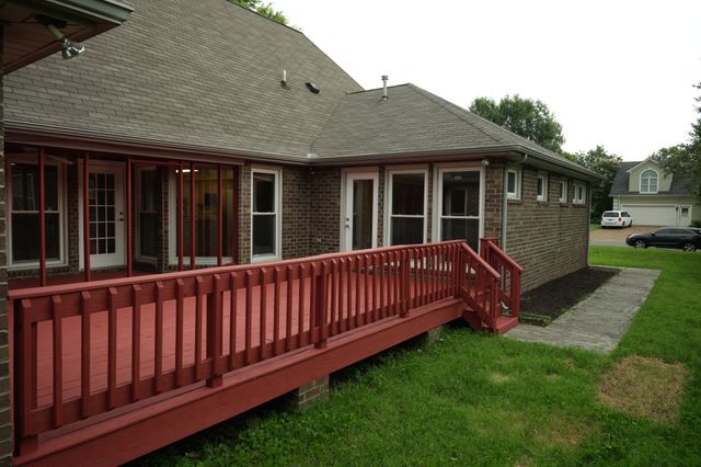 2810 Regenwood Dr, Murfreesboro, TN 37129