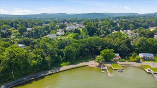 39 Beach Road, Stony Point, NY 10980