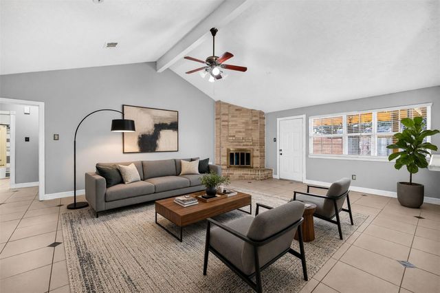 3714 Parkridge Glen Drive, Houston, TX 77082