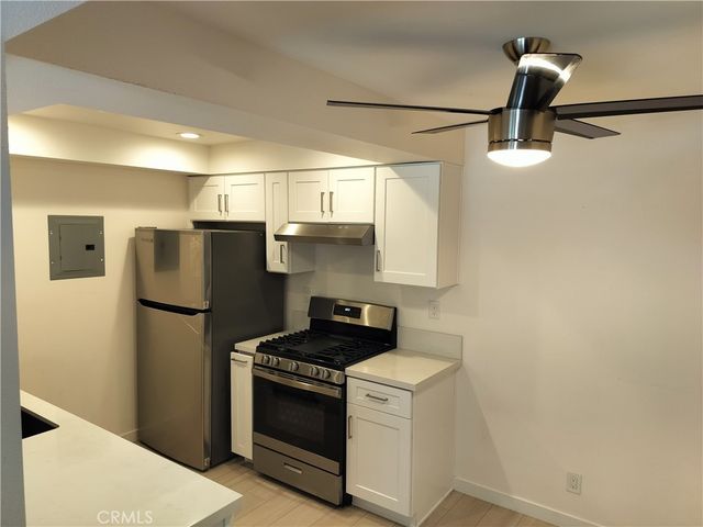 2890 E Artesia 22, Long Beach, CA 90805