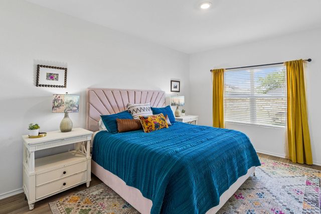 430 Buenos Aires, Kyle, TX 78640