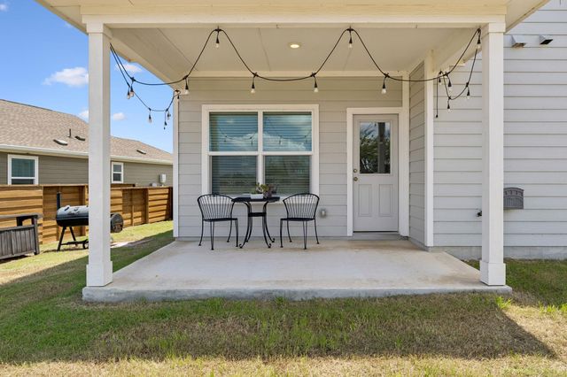 430 Buenos Aires, Kyle, TX 78640