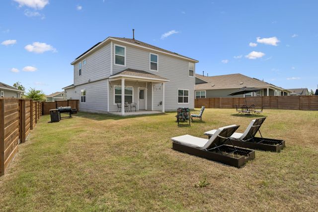 430 Buenos Aires, Kyle, TX 78640