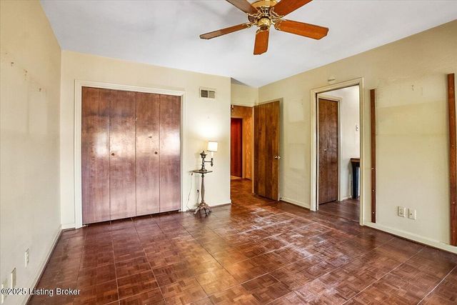 2500 Glenmary Ave APT 303, Louisville, KY 40204