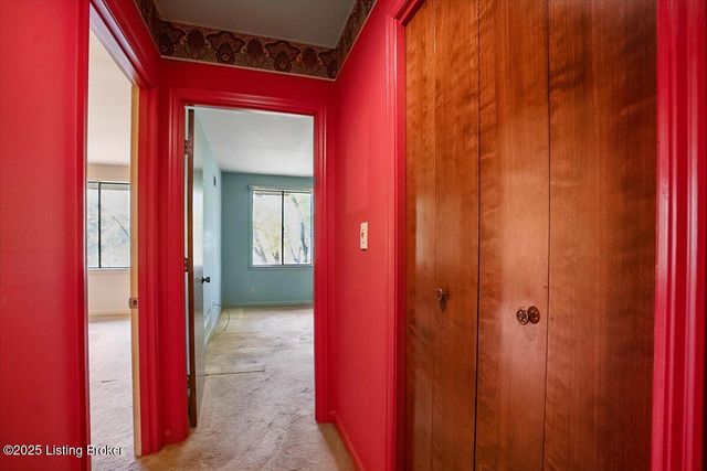 2500 Glenmary Ave APT 303, Louisville, KY 40204