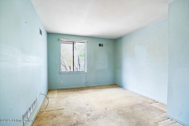 2500 Glenmary Ave APT 303, Louisville, KY 40204