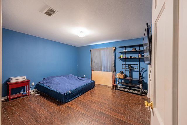 2818 Frontier Dr, Midland, TX 79705