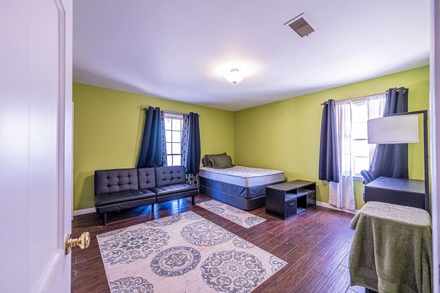 2818 Frontier Dr, Midland, TX 79705