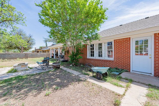 2818 Frontier Dr, Midland, TX 79705