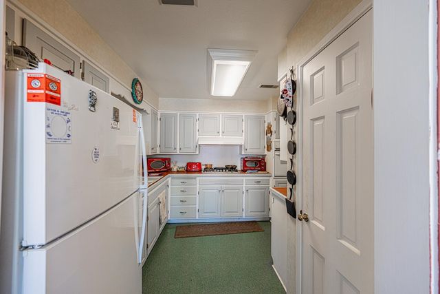 2818 Frontier Dr, Midland, TX 79705