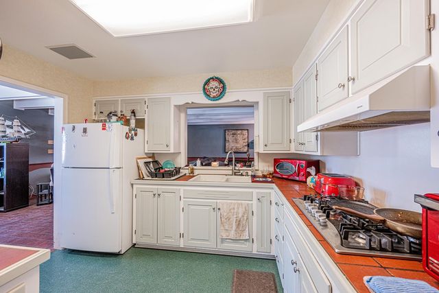 2818 Frontier Dr, Midland, TX 79705