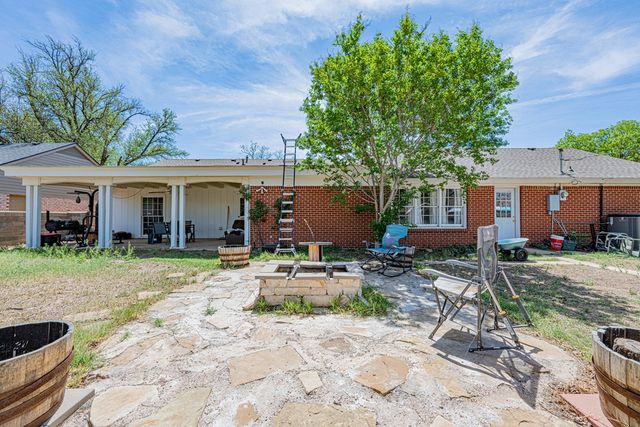 2818 Frontier Dr, Midland, TX 79705