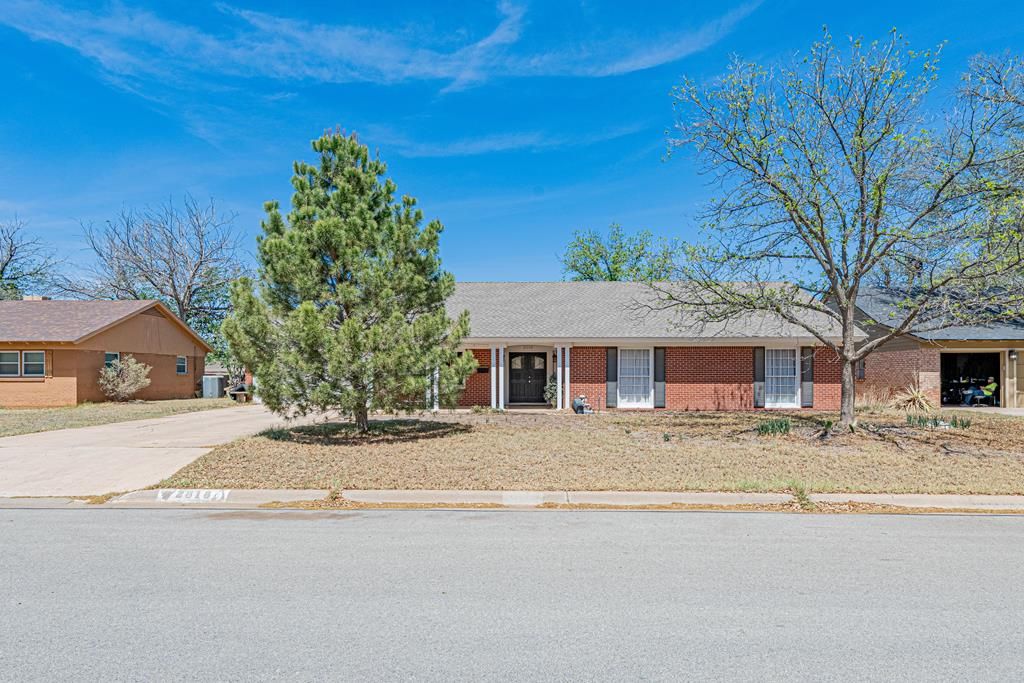2818 Frontier Dr, Midland, TX 79705