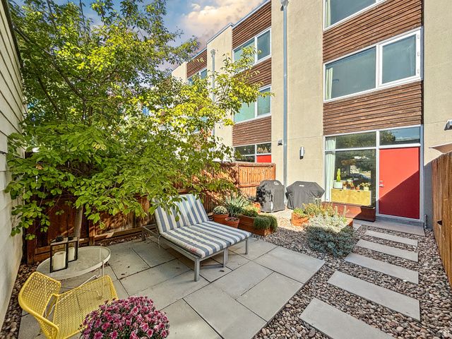 1144 S WEST TEMPLE, Salt Lake City, UT 84101