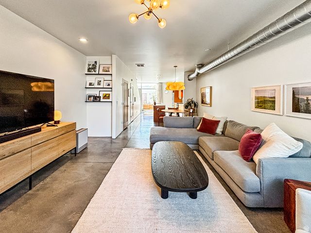 1144 S WEST TEMPLE, Salt Lake City, UT 84101