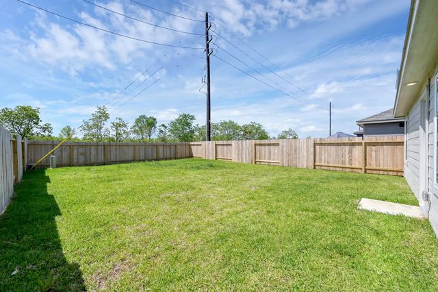 29635 Knollwood Bay Road, Waller, TX 77484