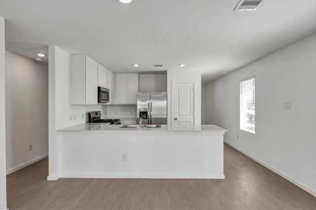 29635 Knollwood Bay Road, Waller, TX 77484