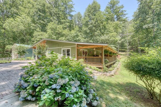 243 Chattahoochee Acres, Cleveland, GA 30528