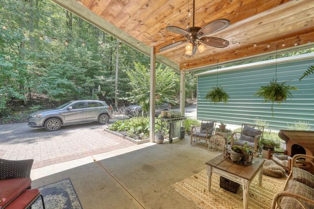 243 Chattahoochee Acres, Cleveland, GA 30528