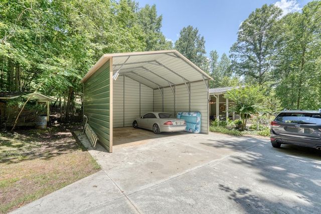 243 Chattahoochee Acres, Cleveland, GA 30528