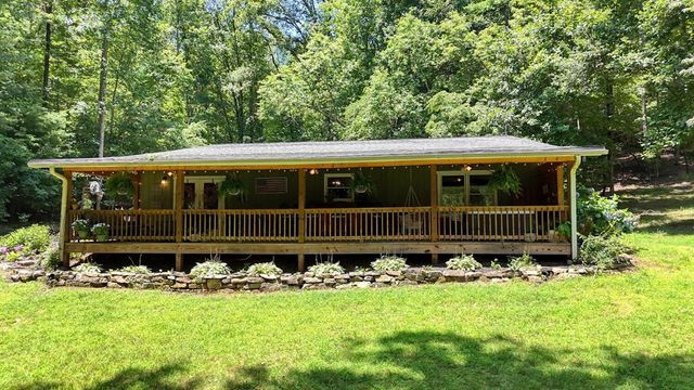 243 Chattahoochee Acres, Cleveland, GA 30528