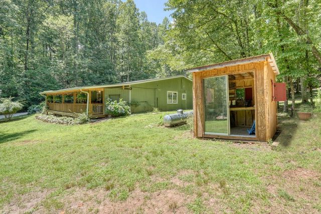 243 Chattahoochee Acres, Cleveland, GA 30528