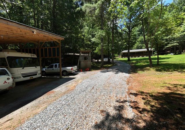 243 Chattahoochee Acres, Cleveland, GA 30528