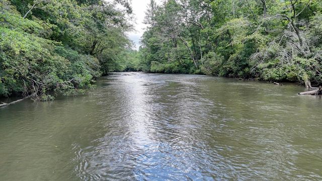 243 Chattahoochee Acres, Cleveland, GA 30528