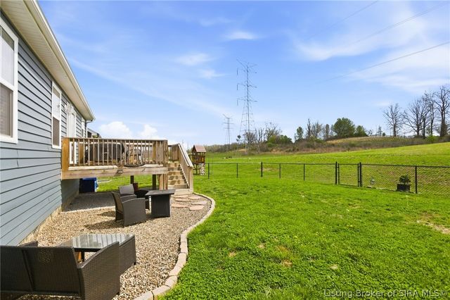 8008 Palermo Trail, Sellersburg, IN 47172