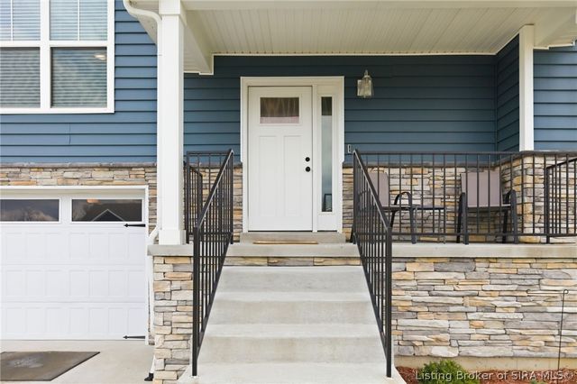 8008 Palermo Trail, Sellersburg, IN 47172