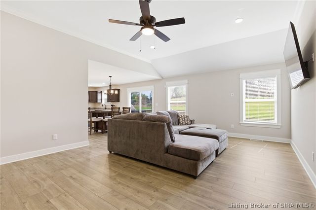 8008 Palermo Trail, Sellersburg, IN 47172