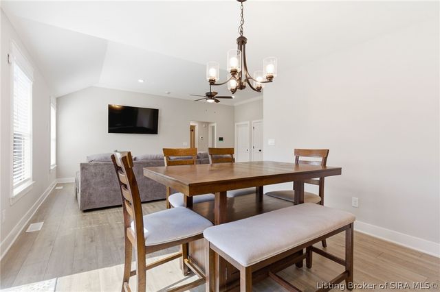 8008 Palermo Trail, Sellersburg, IN 47172