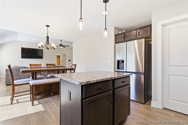 8008 Palermo Trail, Sellersburg, IN 47172