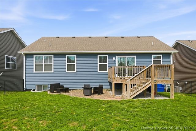 8008 Palermo Trail, Sellersburg, IN 47172