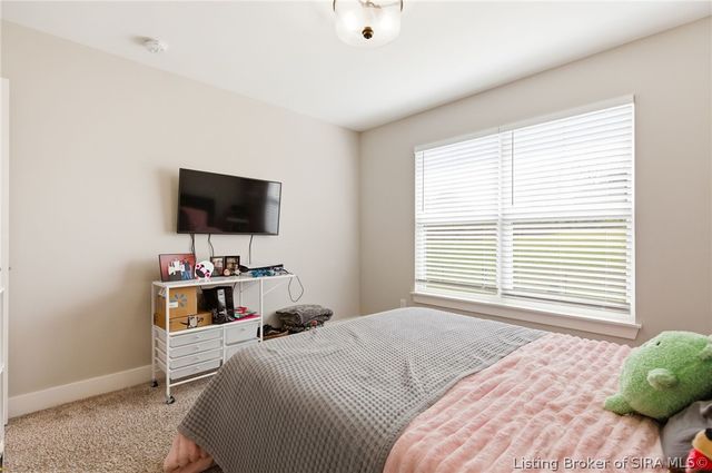 8008 Palermo Trail, Sellersburg, IN 47172