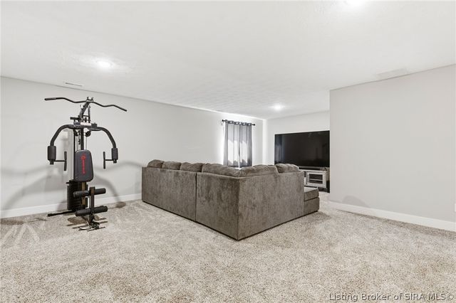 8008 Palermo Trail, Sellersburg, IN 47172