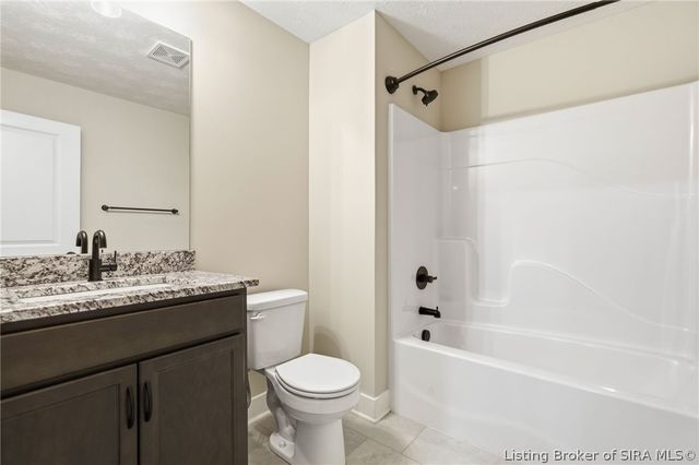 8008 Palermo Trail, Sellersburg, IN 47172