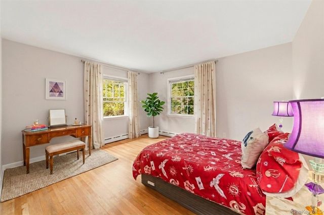 342 Roberts Avenue, Yonkers, NY 10703