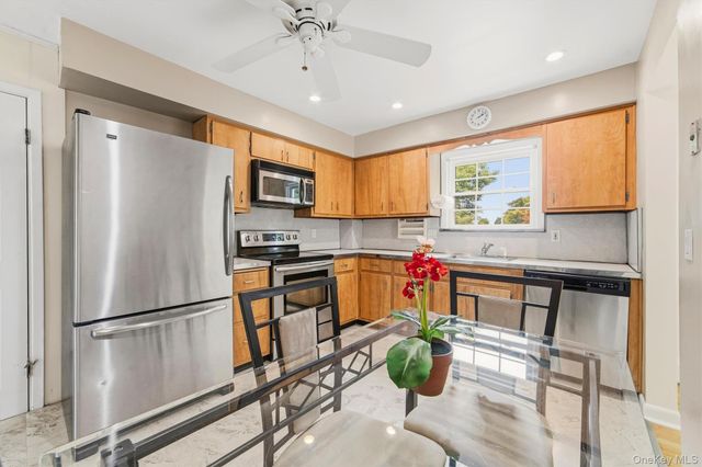 342 Roberts Avenue, Yonkers, NY 10703
