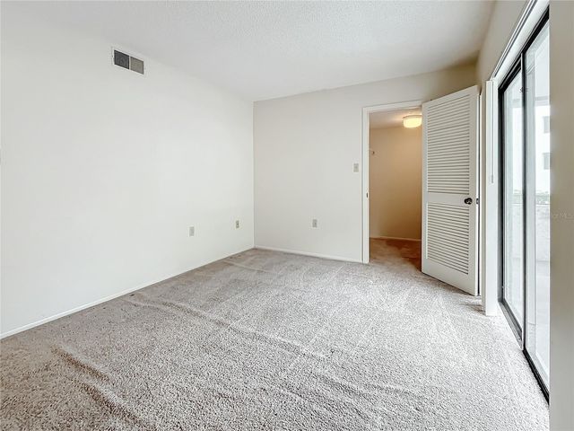 2587 COUNTRYSIDE BOULEVARD 6111, Clearwater, FL 33761